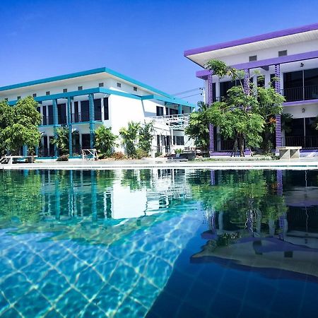 Menam Resort Nakhon Pathom Luaran gambar