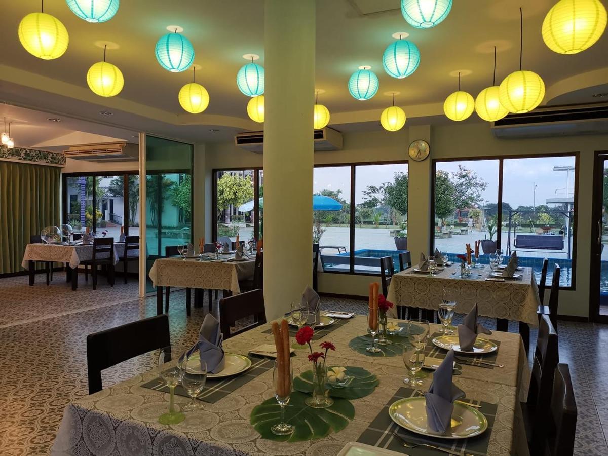 Menam Resort Nakhon Pathom Luaran gambar