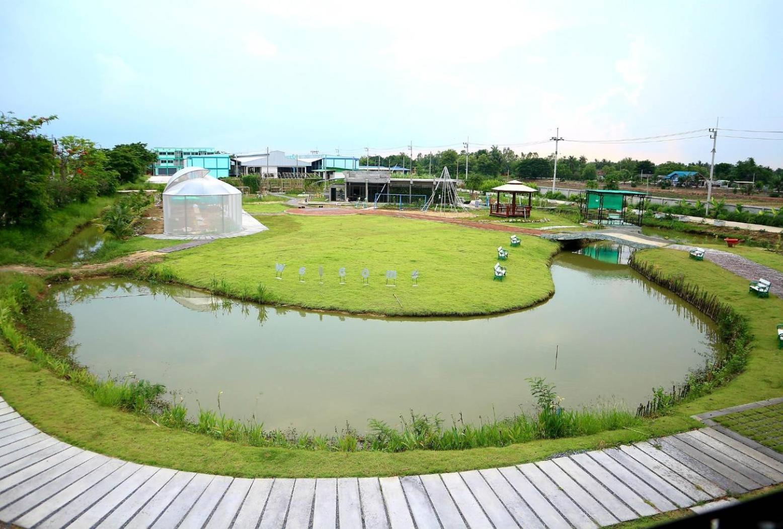 Menam Resort Nakhon Pathom Luaran gambar