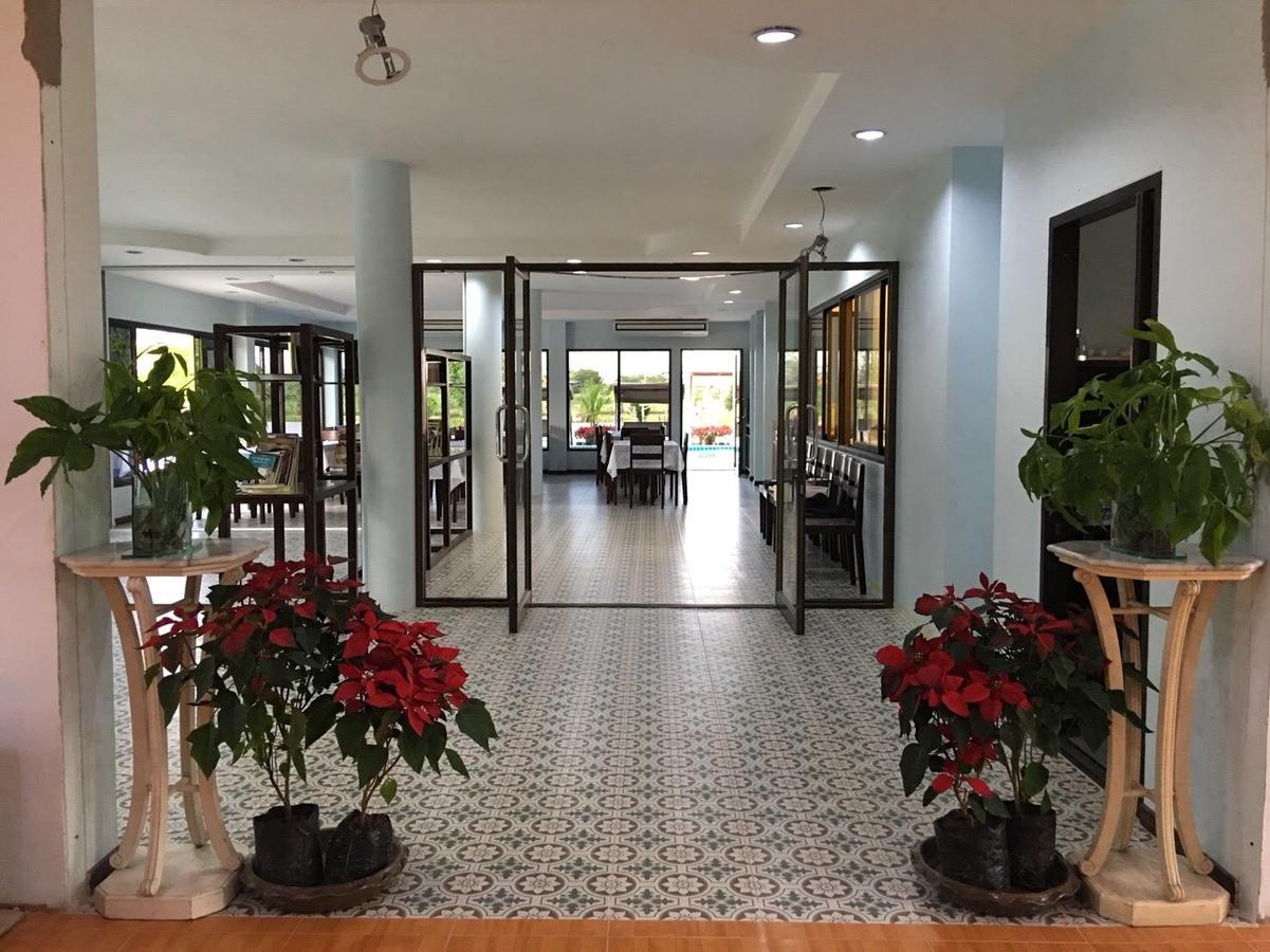Menam Resort Nakhon Pathom Luaran gambar