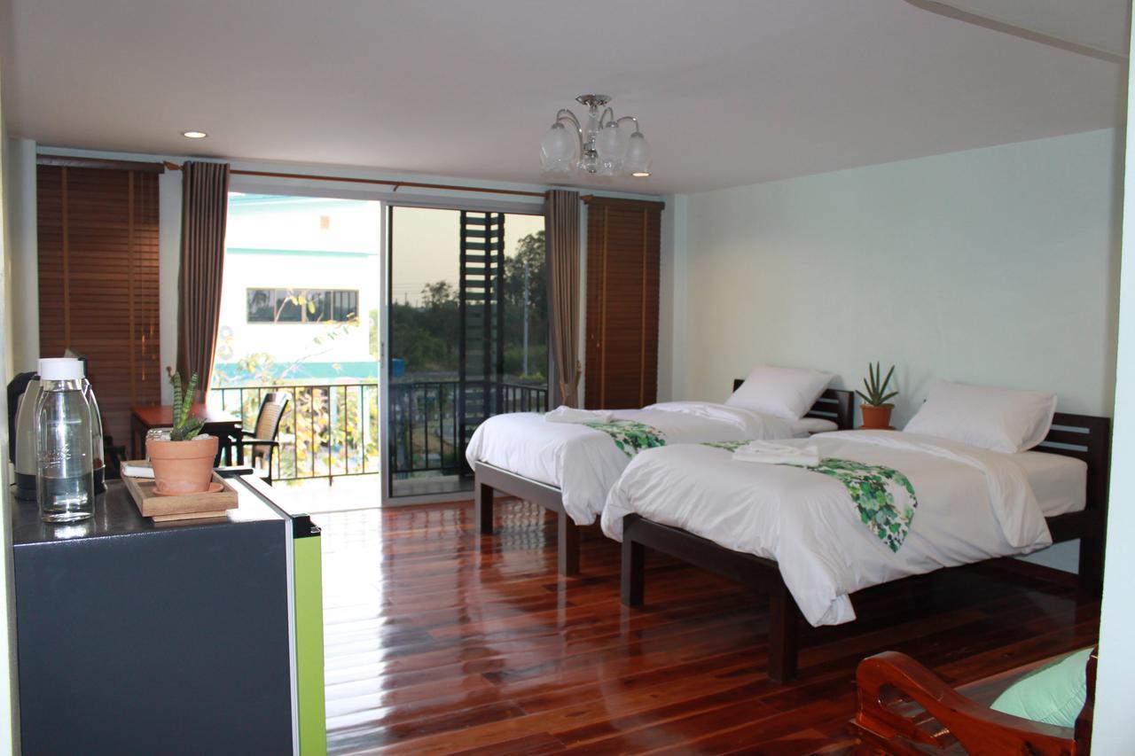 Menam Resort Nakhon Pathom Luaran gambar