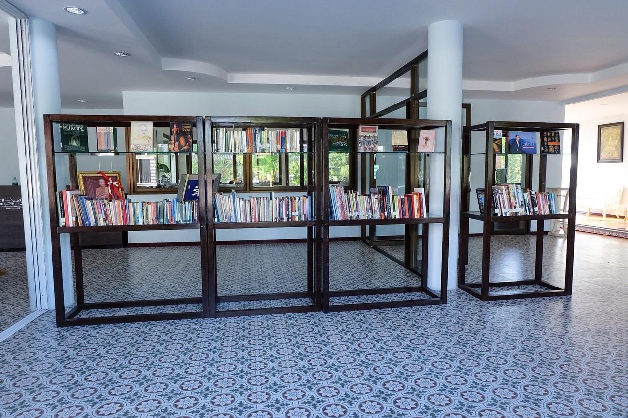 Menam Resort Nakhon Pathom Luaran gambar